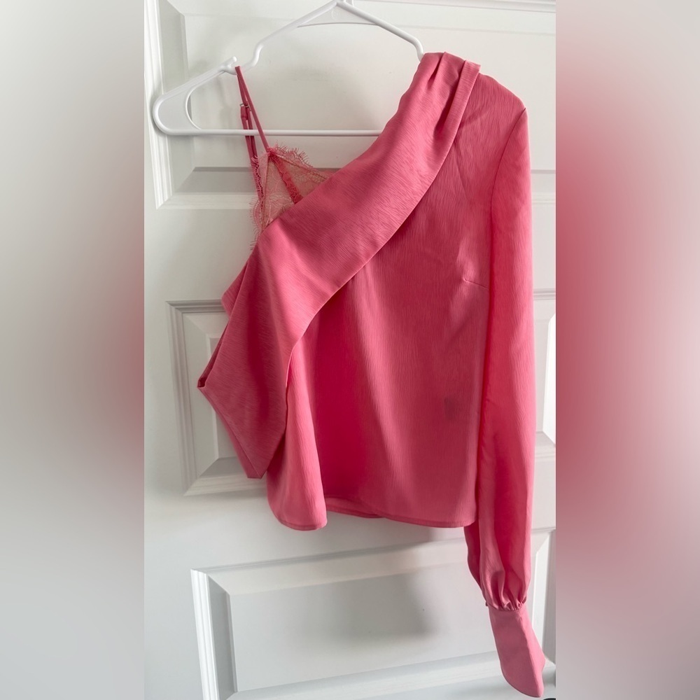 Revolve NBD Bekah Blouse - Picture 3 of 13